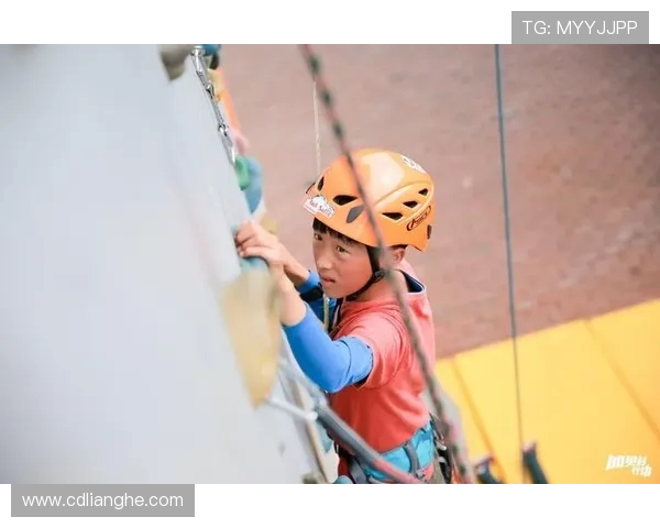 武汉攀岩队在世界街舞大赛中的耐力表现引发热议与关注