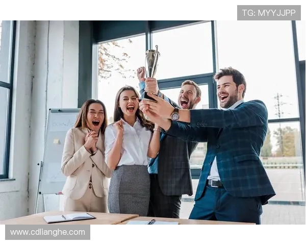 Keria以极致操作展现辅助艺术引领团队走向胜利新篇章 Keria以极致操作展现辅助艺术引领团队走向胜利新篇章