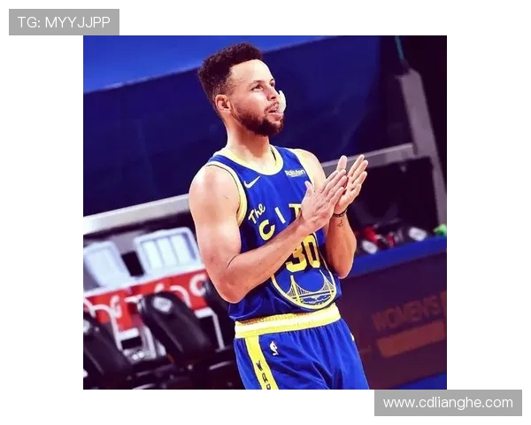 2015年勇士与雷霆季后赛激战回顾：历史性对决与传奇瞬间的交织