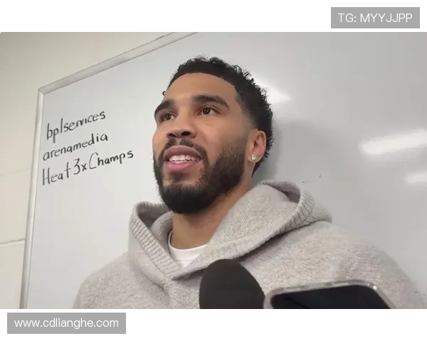 杰森塔图姆：从新星到NBA巨星的成长之路与辉煌成就