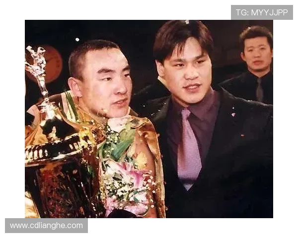 柳海龙与杨晓靖的巅峰对决谁将成为新一代的拳坛霸主